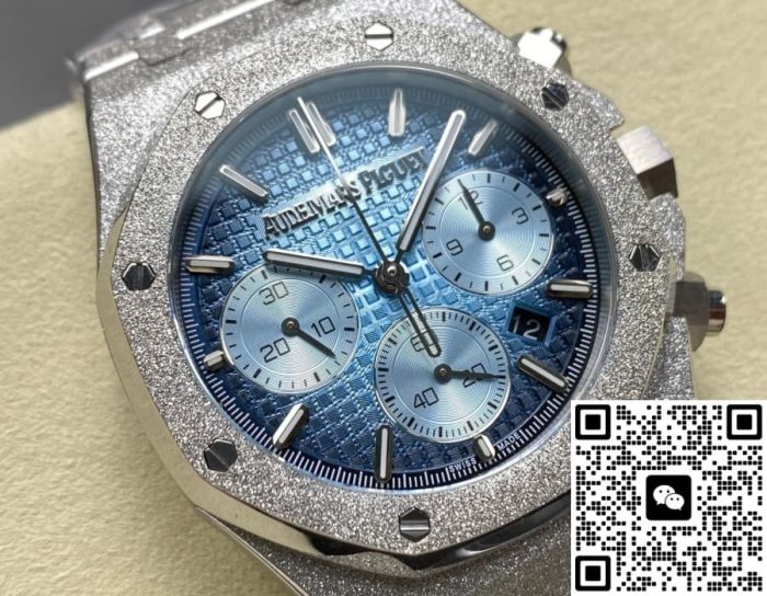 Replica Audemars Piguet Royal Oak 26240BC.GG.1324BC.02 OM Factory Smoked blue dial - Image 3