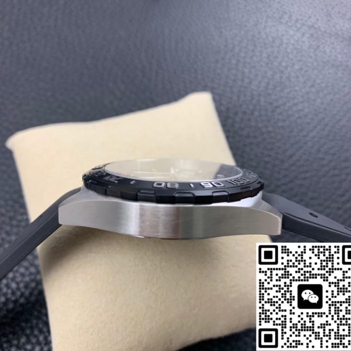 Replica TAG Heuer F1 CAZ1010.FT8024 Rubber strap - Image 5