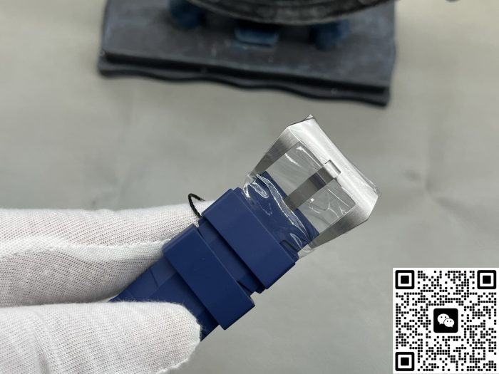 Replica Panerai Submersible PAM01676 VS Factory Ceramic bezel - Image 10