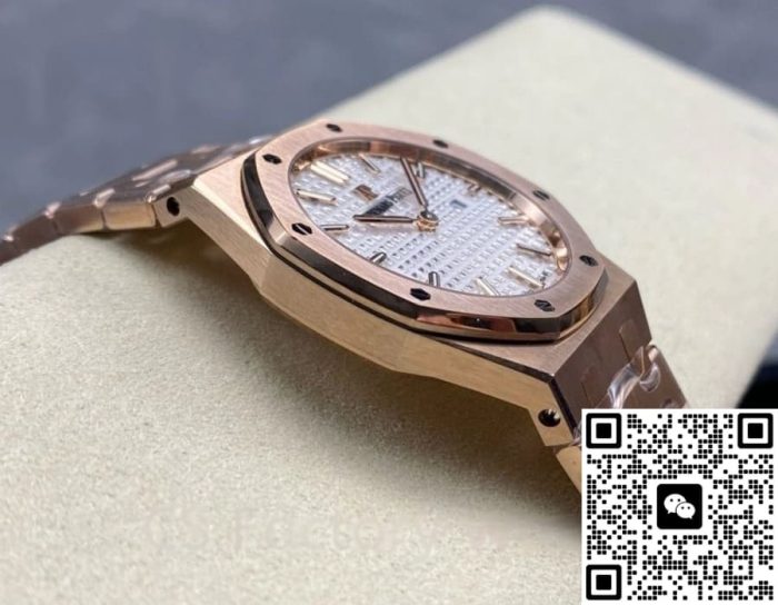 Replica Audemars Piguet Royal Oak 67653OR.GG.1263OR.01 ZF Factory Folding clasp - Image 5