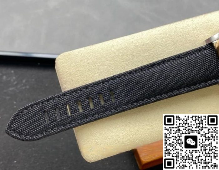 Replica Audemars Piguet CODE 11.59 26393CR.OO.A002CR.01 OMF Factory Lacquered dial - Image 8