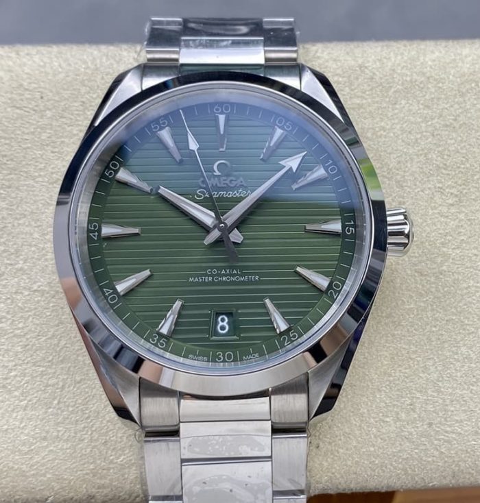 Replica Omega Seamaster 220.10.38.20.10.003 N1 Factory Green Dial - Image 1