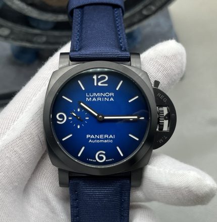 Replica Panerai Luminor PAM02319 VS Factory Date display