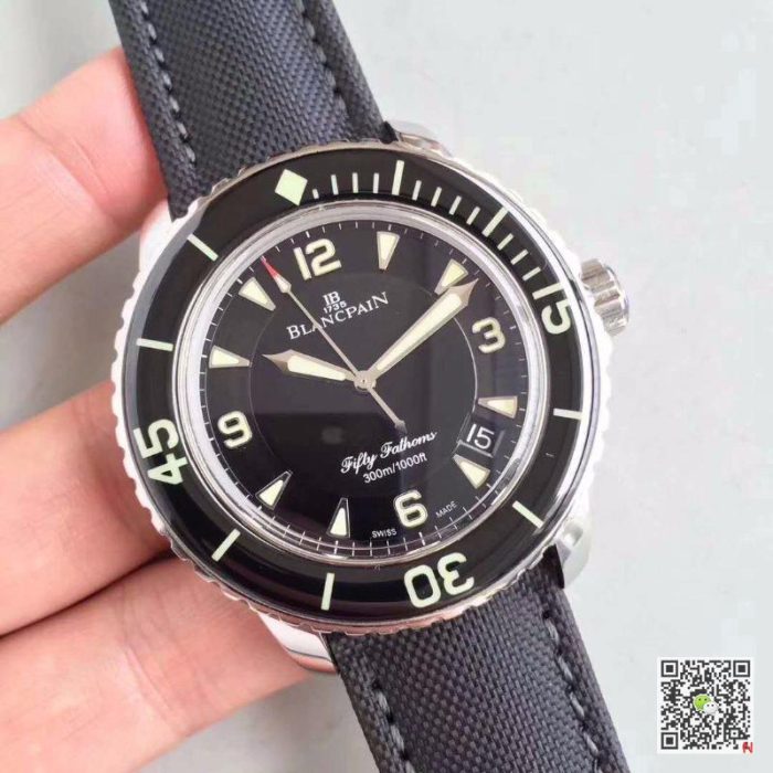 Replica Blancpain Fifty Fathoms 5015-1130-52 ZF Factory Black Dial - Image 3
