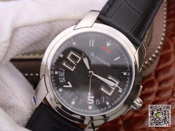 Replica Blancpain L-EVOLUTION 8805-1134-53B Black Dial - Image 4