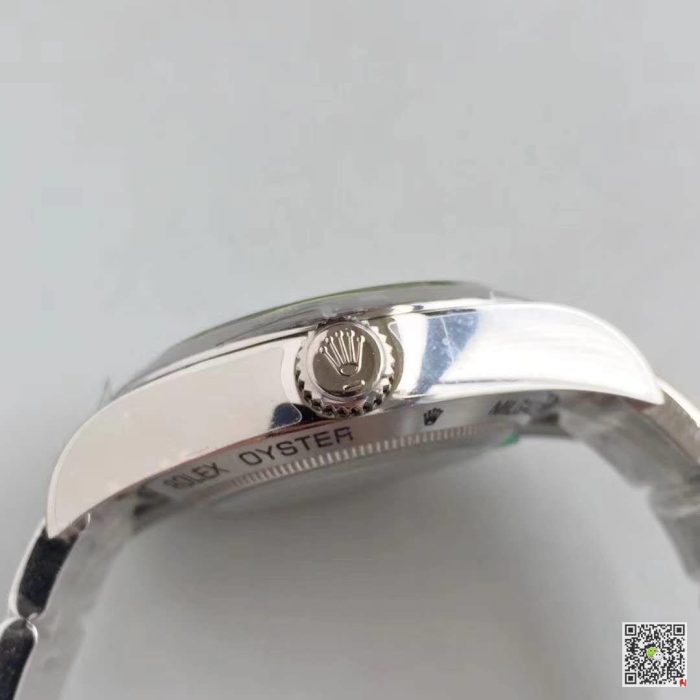 Replica Rolex Milgauss 116400GV AR Factory Blue Dial - Image 6