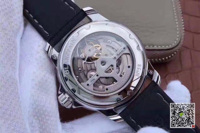 Replica Blancpain Fifty Fathoms Tourbillon 8 Days 5025-1530-52A Black Dial - Image 8