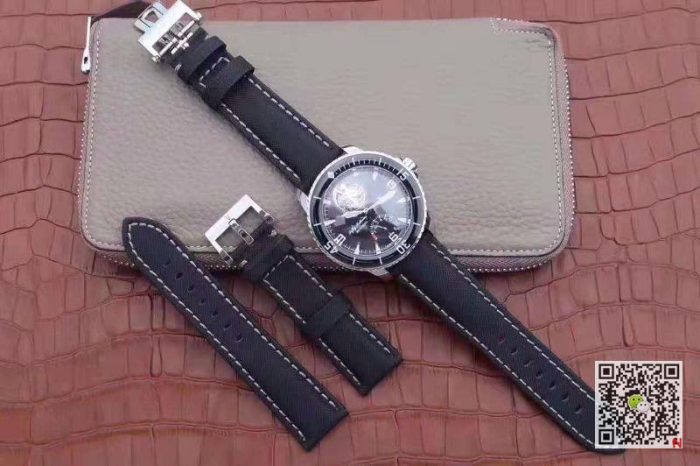 Replica Blancpain Fifty Fathoms Tourbillon 8 Days 5025-1530-52A Black Dial - Image 10