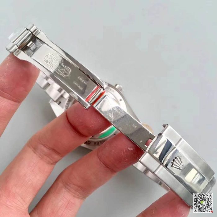 Replica Rolex Milgauss 116400GV AR Factory Blue Dial - Image 10