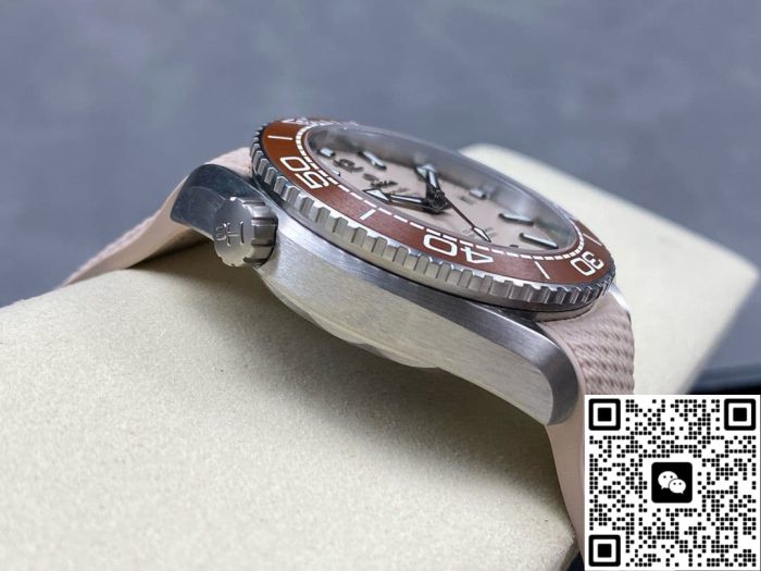 Replica Omega Seamaster 215.32.44.21.09.001 VS Factory Beige dial - Image 6