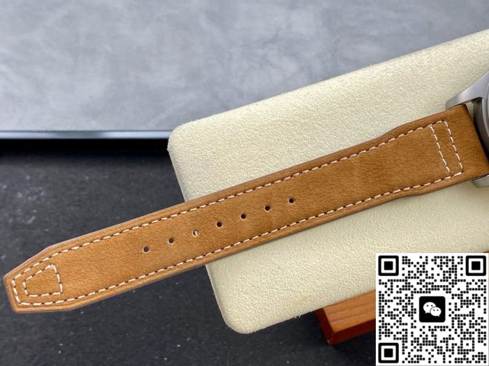 Replica IWC Pilot’s Watch IW329701 M+ Factory Brown strap - Image 8