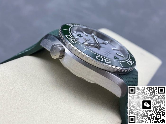 Replica Omega Seamaster 215.32.44.21.06.001 VS Factory Transparent case back - Image 2