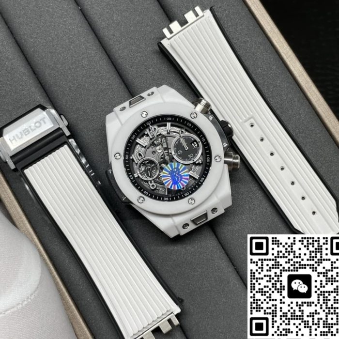 Replica Hublot BIG BANG 441.HX.1171.RX BB Factory Black skeleton dial - Image 3