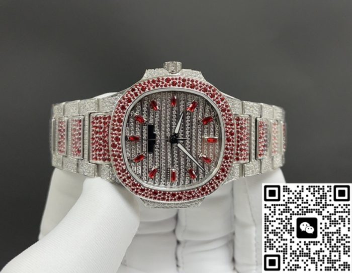 Replica Patek Philippe Nautilus 7118-1452G-001 GR factory full diamond dial - Image 3
