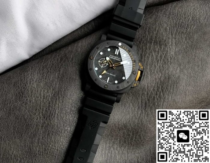 Replica Panerai Submersible PAM01324 VS Factory Ceramic Case - Image 6