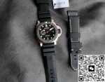 Replica Panerai Submersible PAM00684 VS Factory Rubber Strap - Image 3