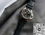 Replica Panerai Submersible PAM00684 VS Factory Rubber Strap - Image 6