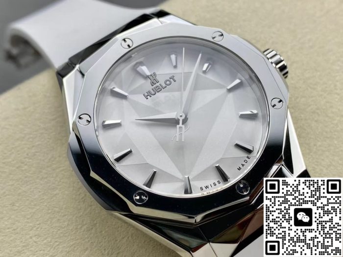Replica Hublot Classic Fusion 550.NS.2200.RW.ORL20 HB Factory Rubber Strap - Image 3