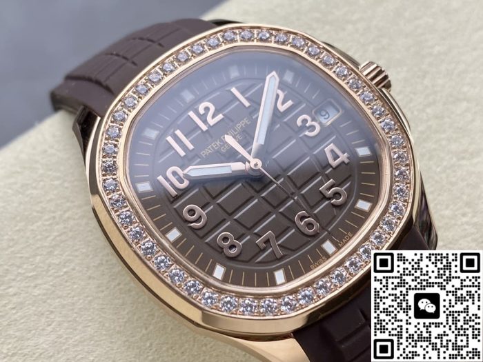 Replica Patek Philippe AQUANAUT 5268/200R-010 GR Factory Taupe Dial - Image 3
