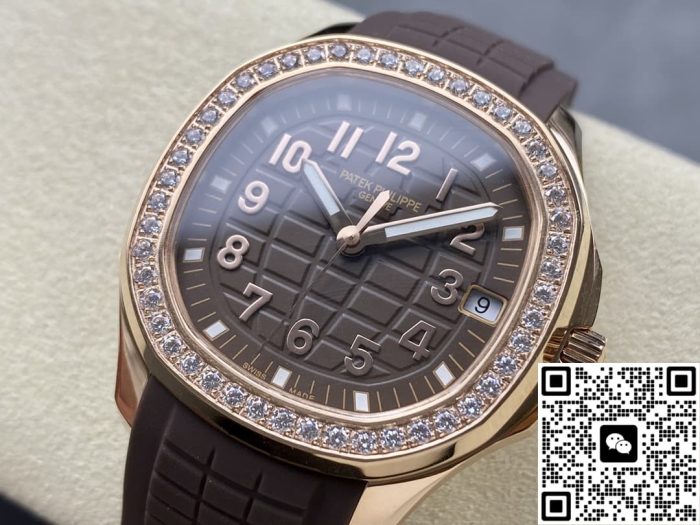Replica Patek Philippe AQUANAUT 5268/200R-010 GR Factory Taupe Dial - Image 4