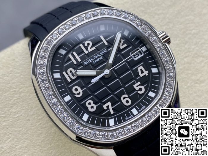 Replica Patek Philippe AQUANAUT 5267/200A-001 GR Factory Black Dial - Image 4