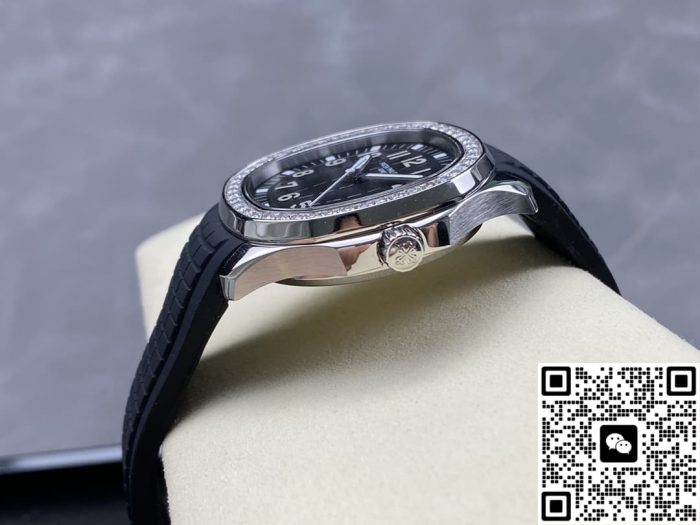 Replica Patek Philippe AQUANAUT 5267/200A-001 GR Factory Black Dial - Image 10