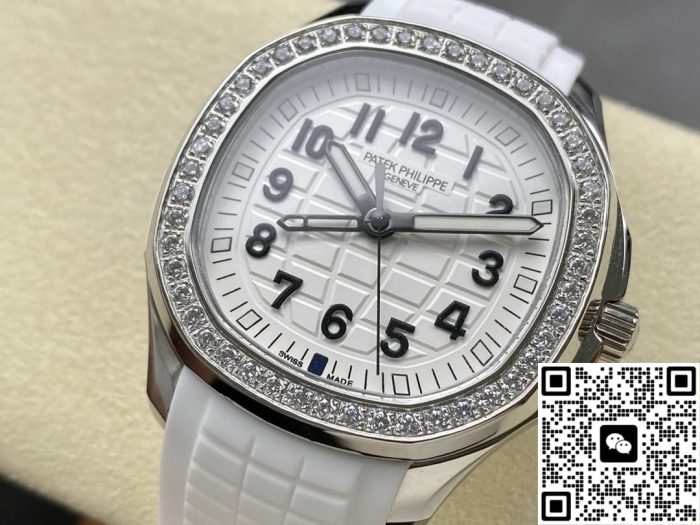 Replica Patek Philippe AQUANAUT 5267-200A-020 GR Factory Stainless steel case - Image 3