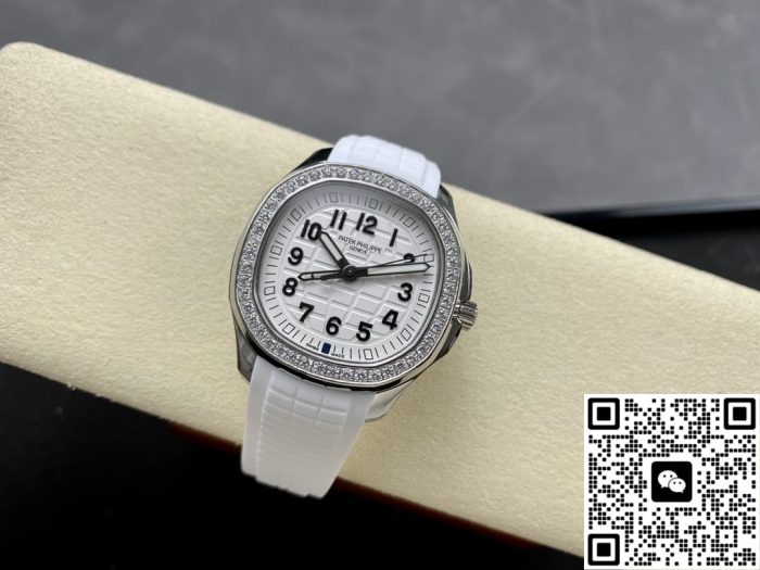 Replica Patek Philippe AQUANAUT 5267-200A-020 GR Factory Stainless steel case - Image 6