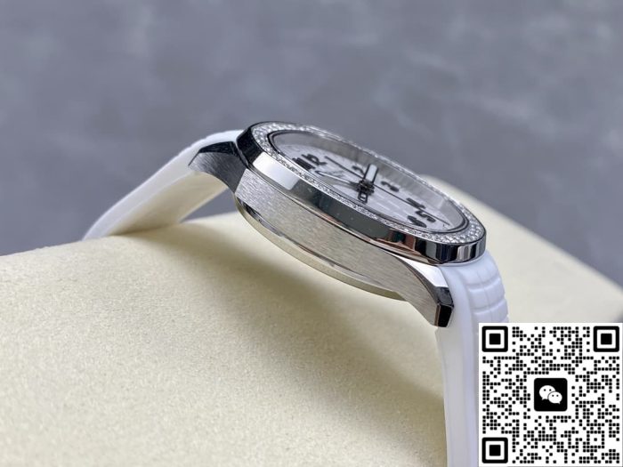 Replica Patek Philippe AQUANAUT 5267-200A-020 GR Factory Stainless steel case - Image 5