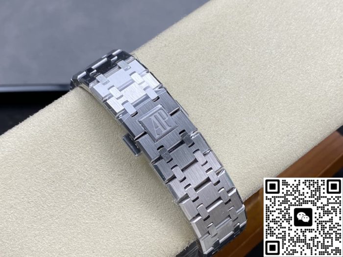 Replica Audemars Piguet Royal Oak 15510BC.OO.1320BC.02 APS factory V2 Folding clasp - Image 9