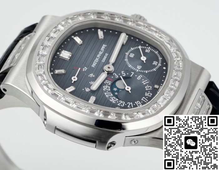 Replica Patek Philippe Nautilus 5724G-001 PPF factory V3 Black blue dial - Image 6