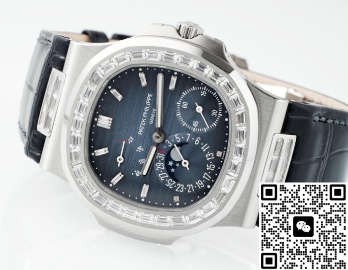 Replica Patek Philippe Nautilus 5724G-001 PPF factory V3 Black blue dial - Image 5