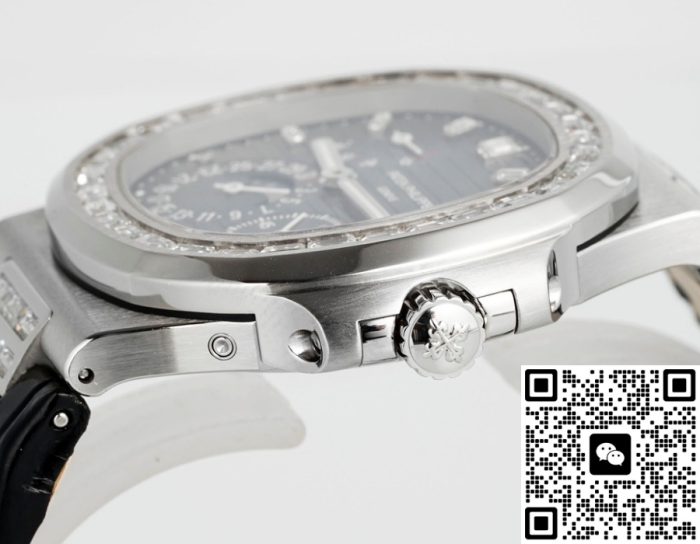 Replica Patek Philippe Nautilus 5724G-001 PPF factory V3 Black blue dial - Image 10