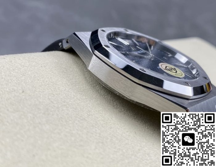 Replica Audemars Piguet Royal Oak 15500ST.OO.1220ST.01 APS factory V3 Blue Dial - Image 6